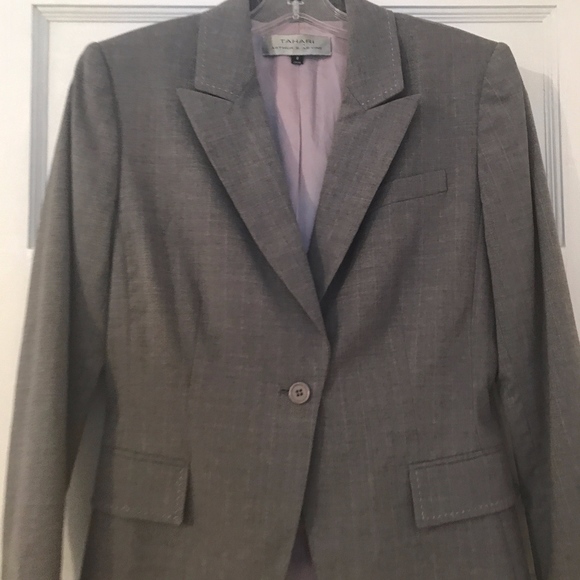 Tahari Jackets & Blazers - Tahari gray blazer